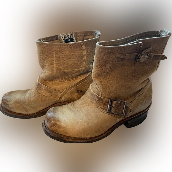 Size 7 women’s Frye 8R Engineer Boots ** Excellent Condition - Picture 6 of 13